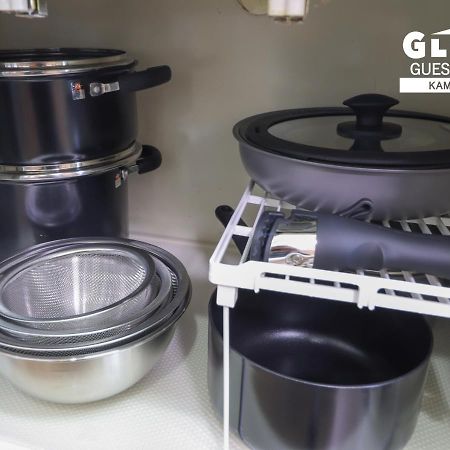 Апартаменты Gloce 鎌倉 若宮大路house お部屋から江ノ電ビューを独り占め 鎌倉駅から徒歩3分 Камакура Экстерьер фото